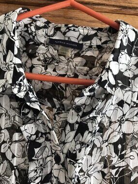 Womens Tommy Hilfiger Floral Sleeveless Top Large